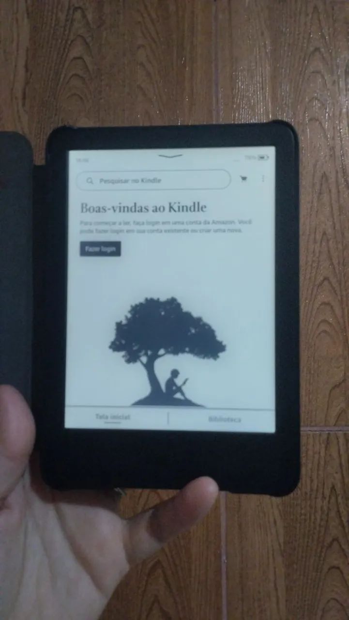 Kindle semi-novo com capa magnética  - Foto 2