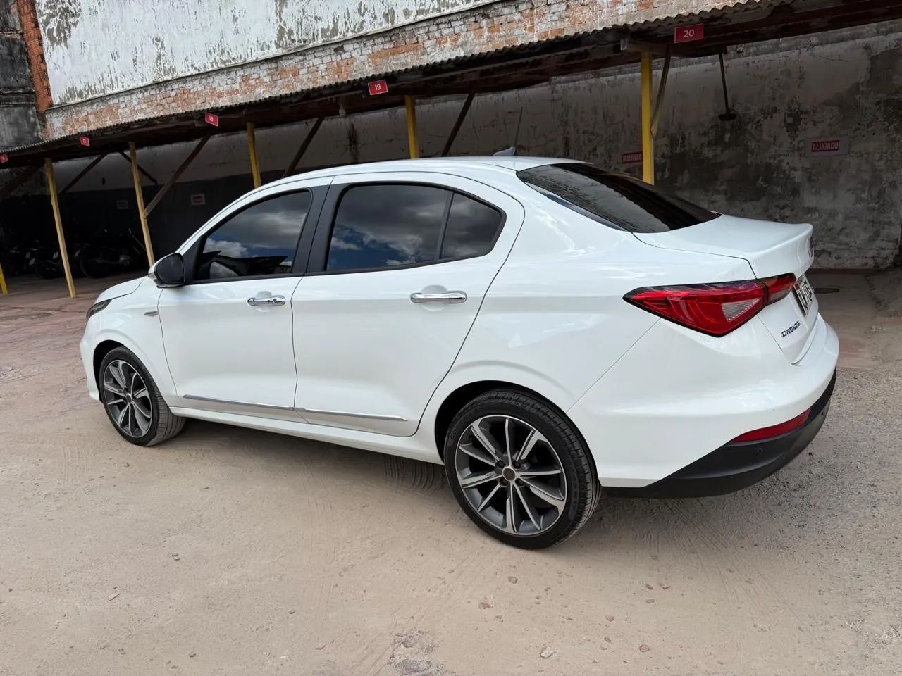 Fiat Cronos Precision 1.8 16V Flex Aut. 2019 - Foto 4