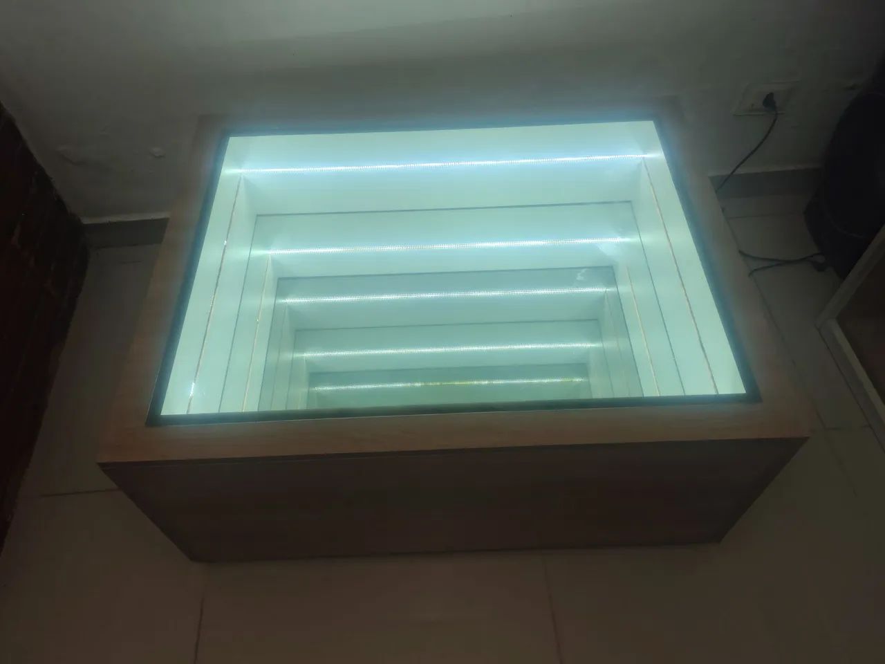 Vende mesa de centro com fundo infinito contato * - Foto 4