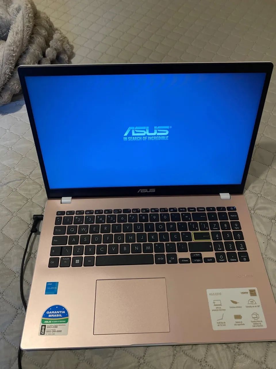 Notebook ASUS VivoBook E510