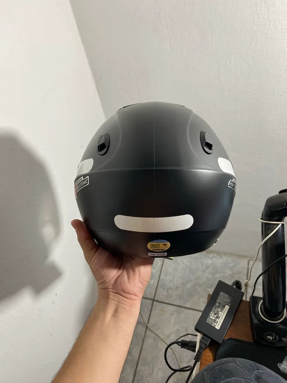 Capacete com óculos solar. - Foto 5
