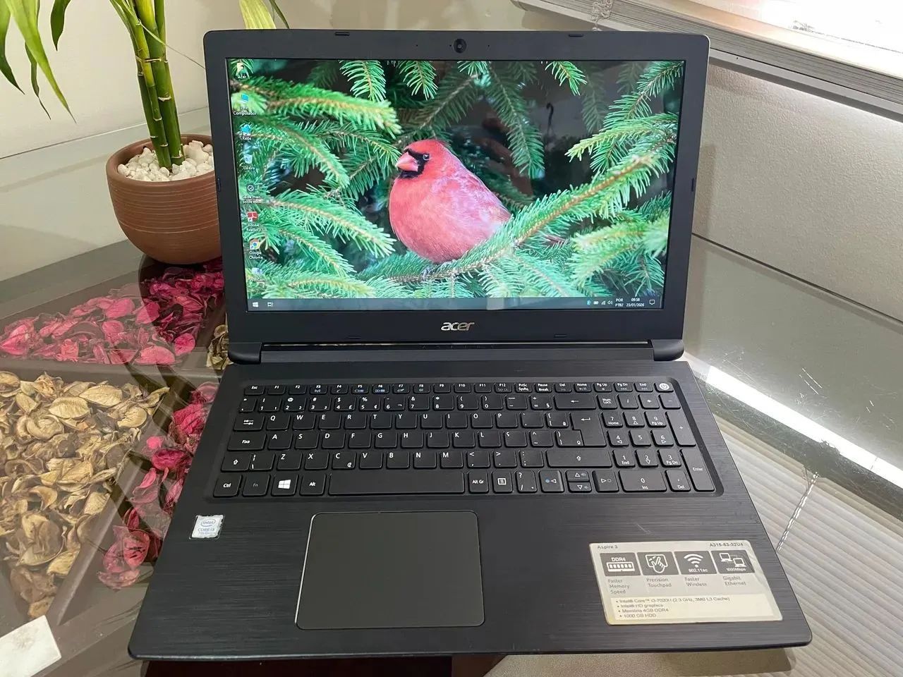 NOTEBOOK ACER DDR4 I3 7 GERAÇÃO 4GB SSD 256GB ACEITO CARTÃO DO GARANTIA 1100$