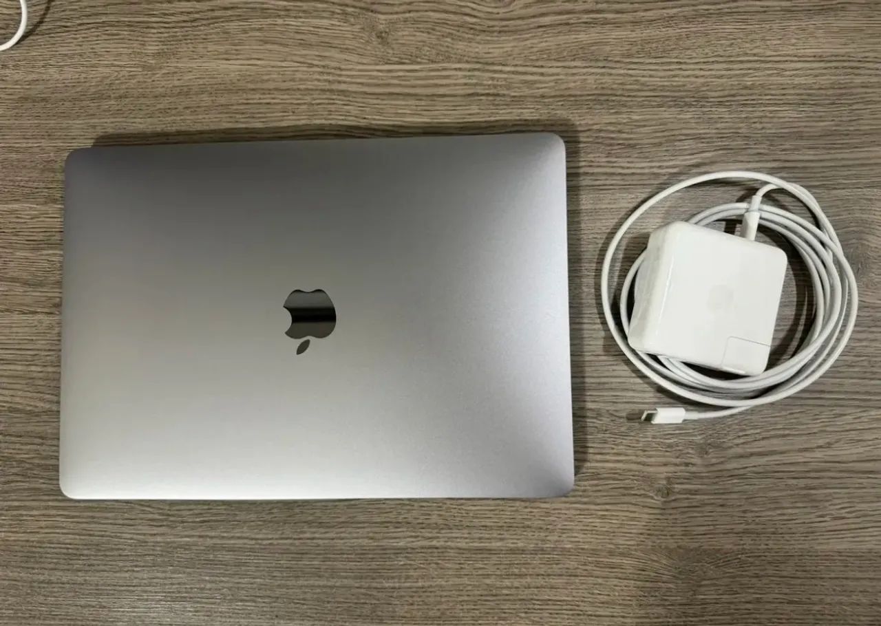 Macbook PRO M1 Cinza 8gb 256 SSD + MAGIC MOUSE - Notebooks