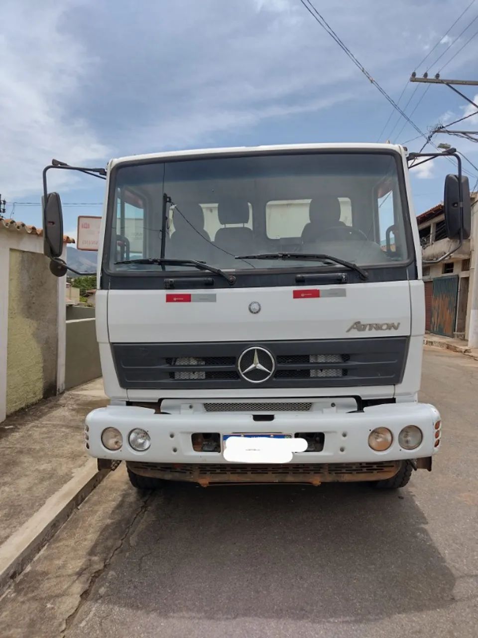 Mb Atron 2729 caçamba 2014