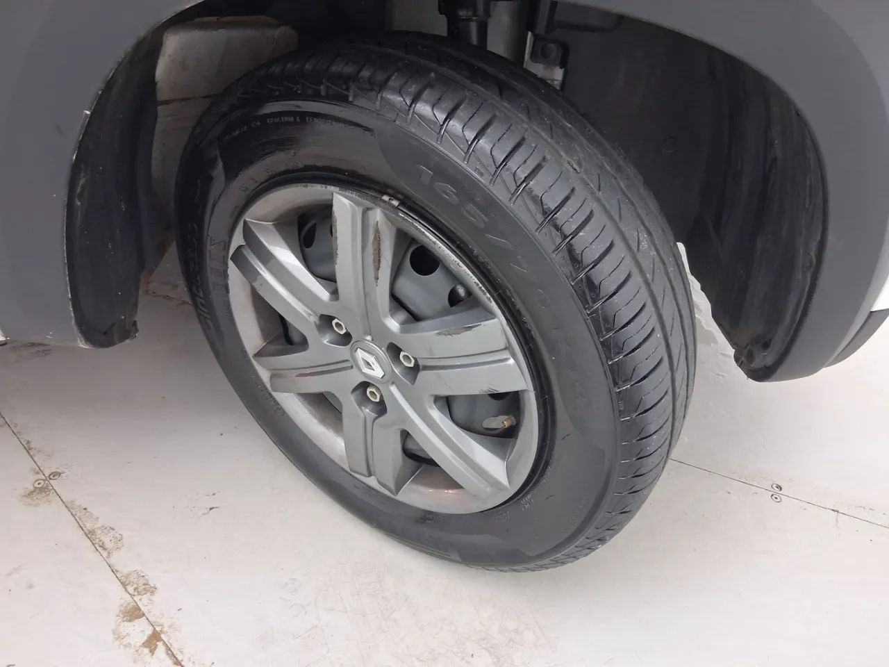 Renault Kwid 1.0 Zen, foto 13 de 18