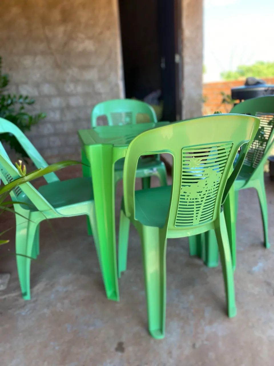 Venda-se jogo de cadeira e mesa  - Foto 2