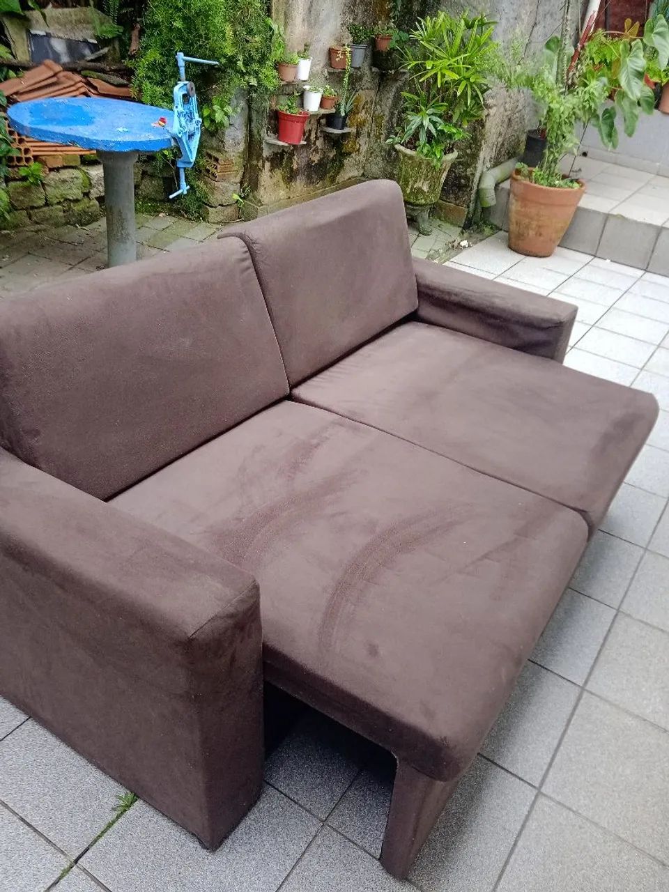 Sofá marrom semi novo  - Foto 2