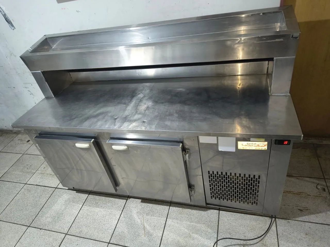 Balcão refrigerado c/condimentadora e controladora digital ENTREGO 220v - Foto 3