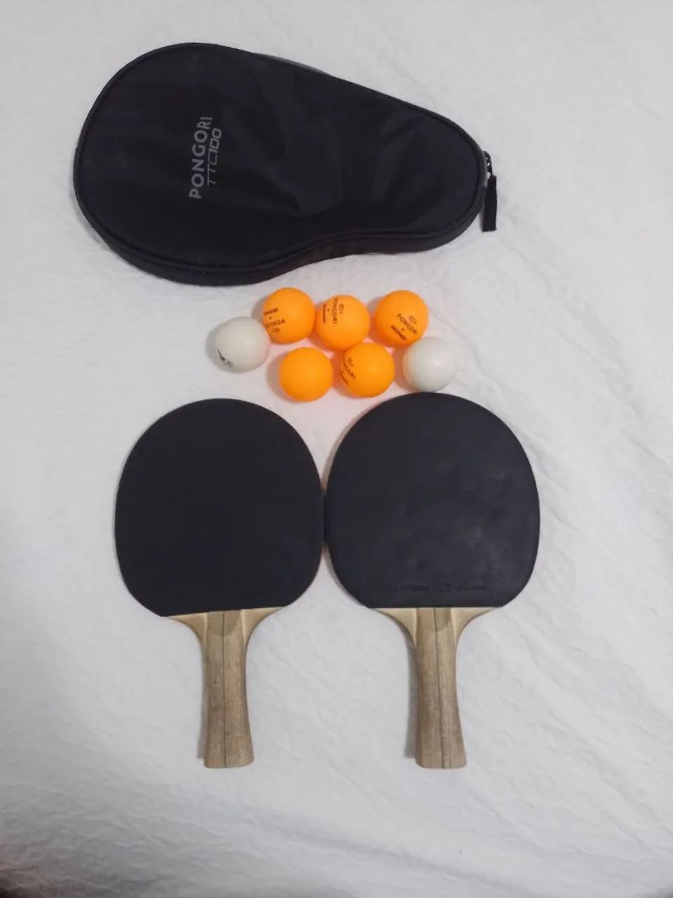 Raquete de ping pong com mais 7 bolinhas 