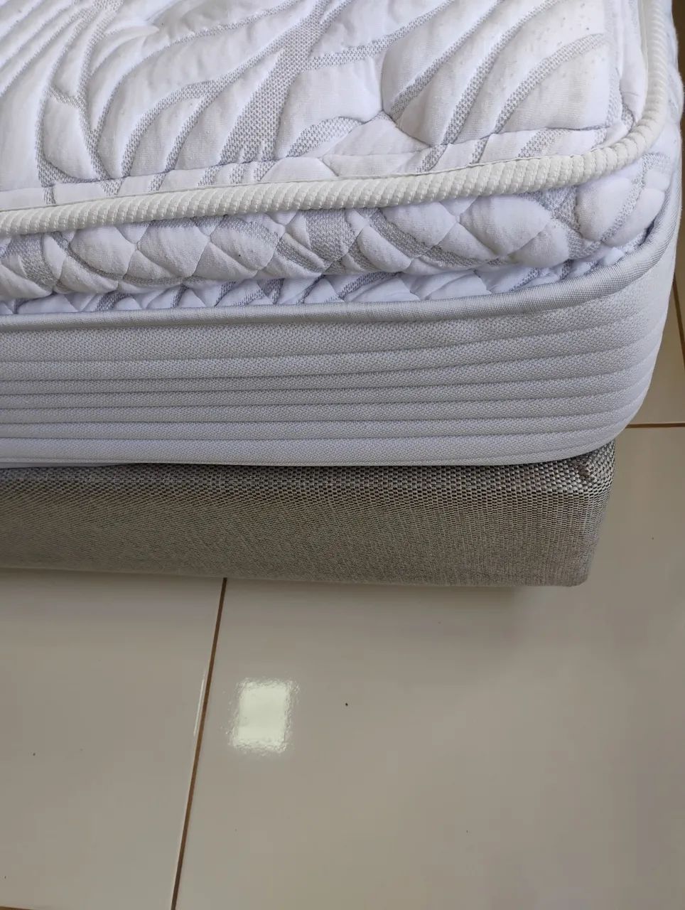 Cama com colchão KIING  - Foto 2
