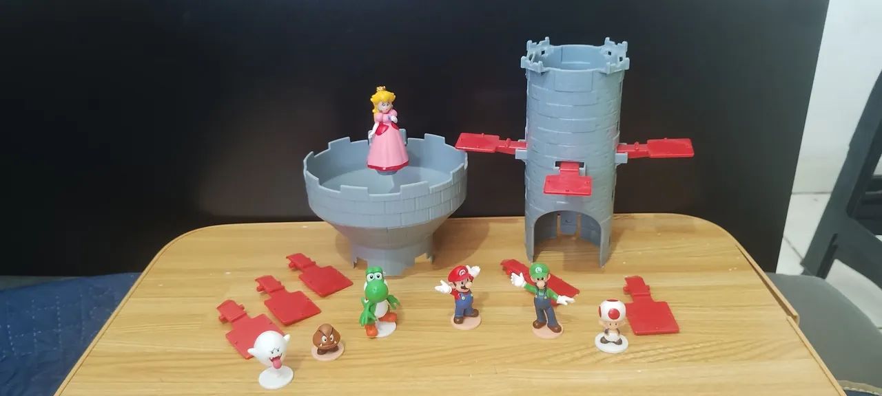Jogo torre super Mario na caixa + princesa de brinde  - Foto 3