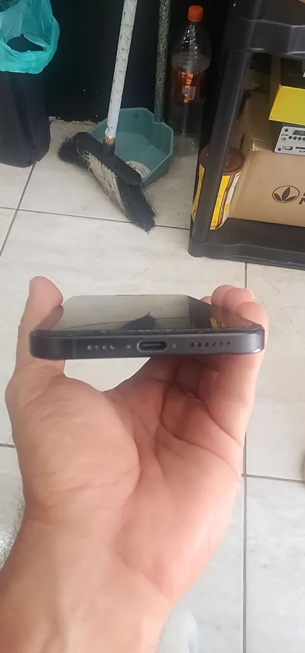 Iphone 16 plus  - Foto 3
