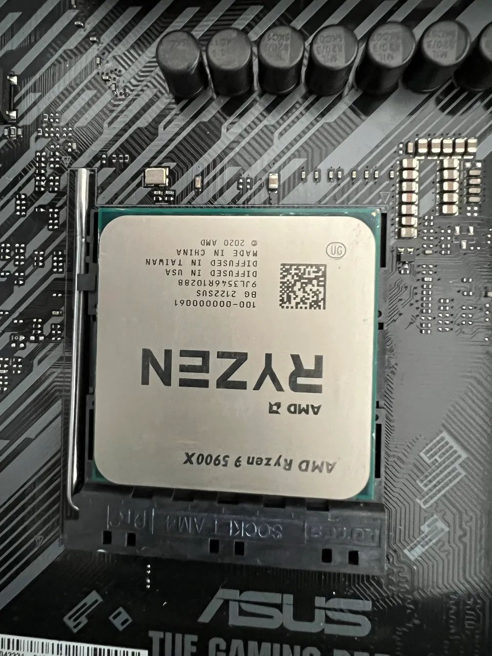 Kit B550M PLUS WI-FI II Ryzen 9 5900x 32Gb DDR4 - Foto 2
