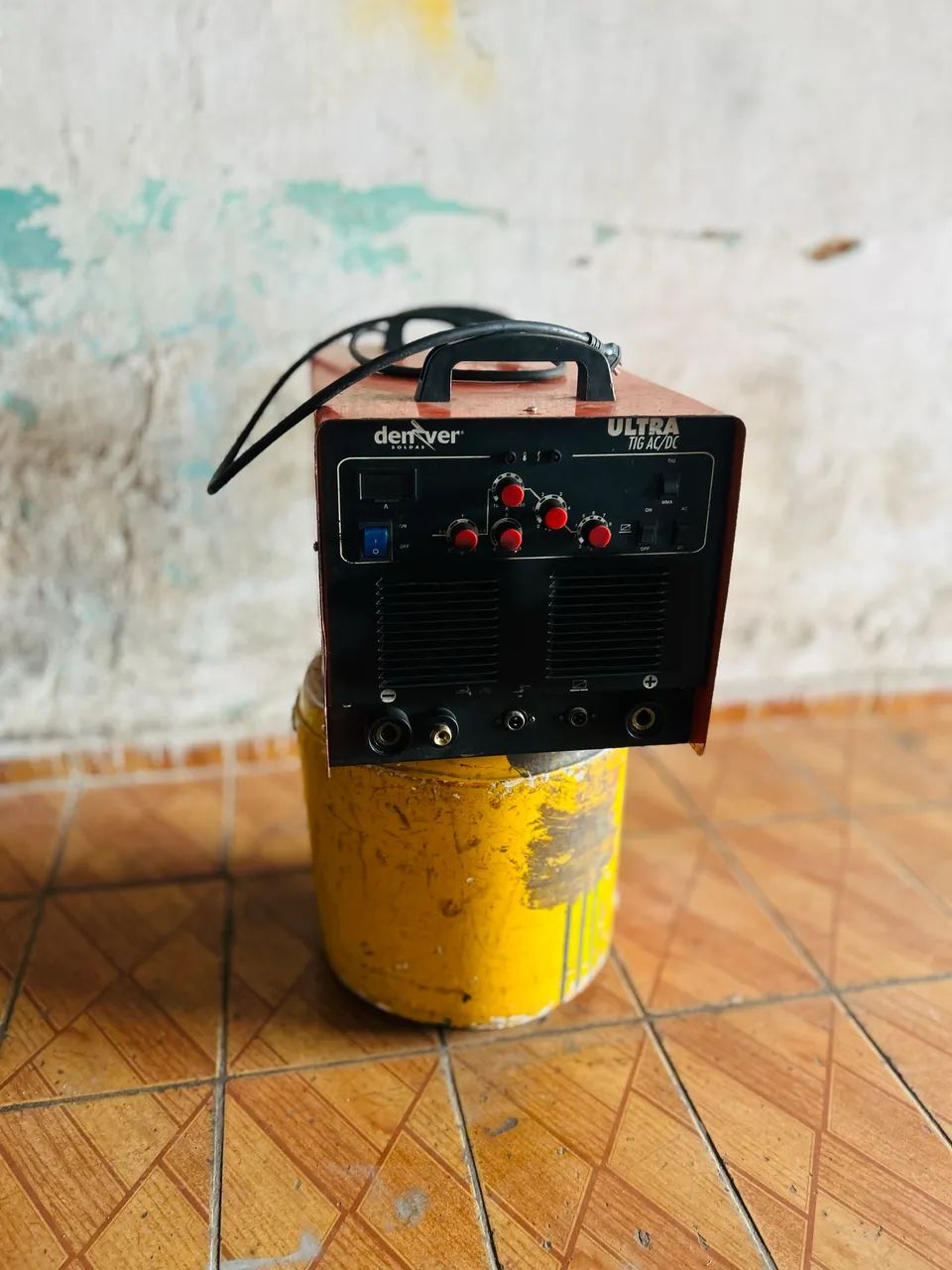Vendo Maquina de Solda tig , 250 ap