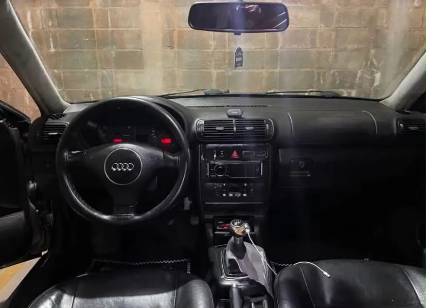 Audi A3 1.6 5P 2005 - Foto 5