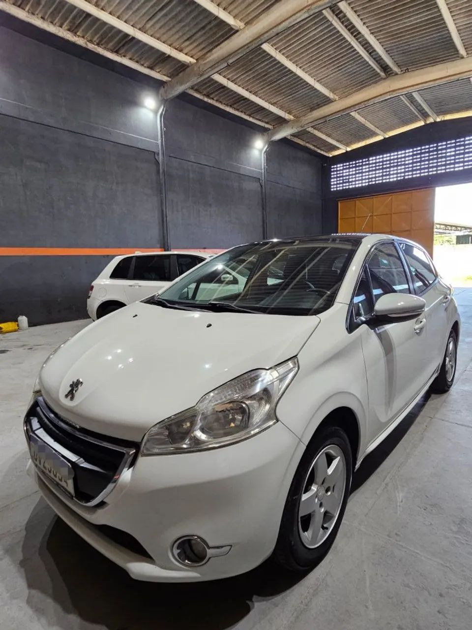 Peugeot 208 Active/active Pack 1.5 Flex 8V 5P 2014 - Foto 4