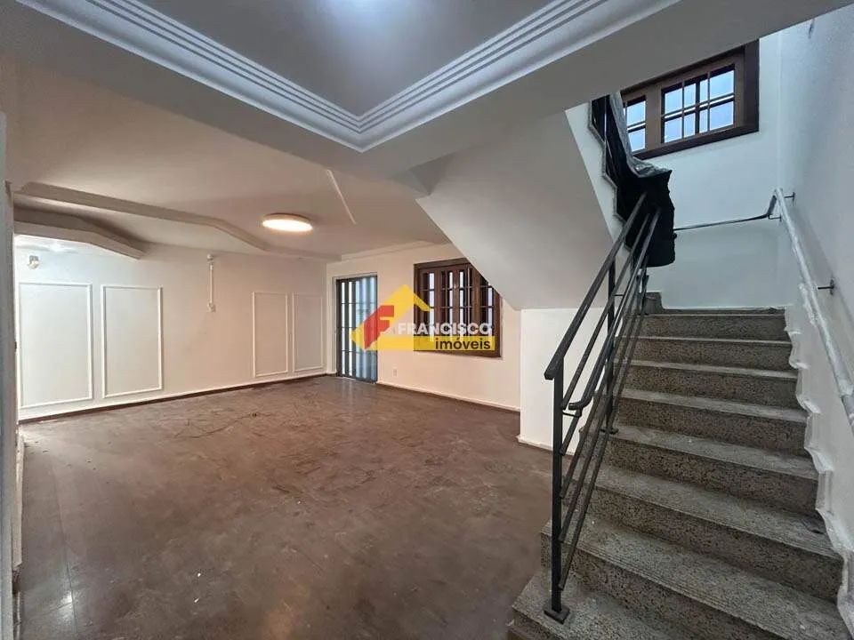 Casa Comercial para aluguel, 7 quartos, 1 suíte, 4 vagas, Sidil - Divinópolis/MG - Foto 5