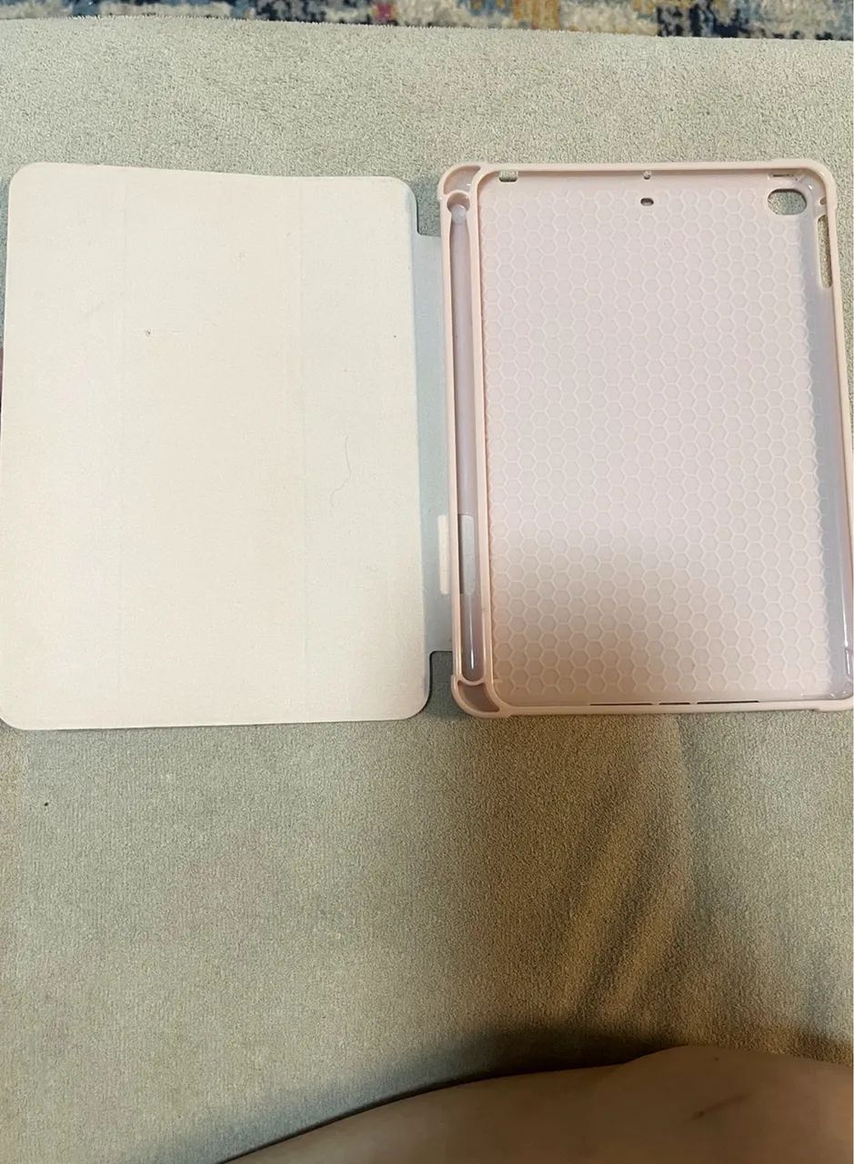 iPad Mini 4 Original 64 GB Wi-Fi - Perfeito Estado - Ideal para Estudos e Crianças - Foto 2