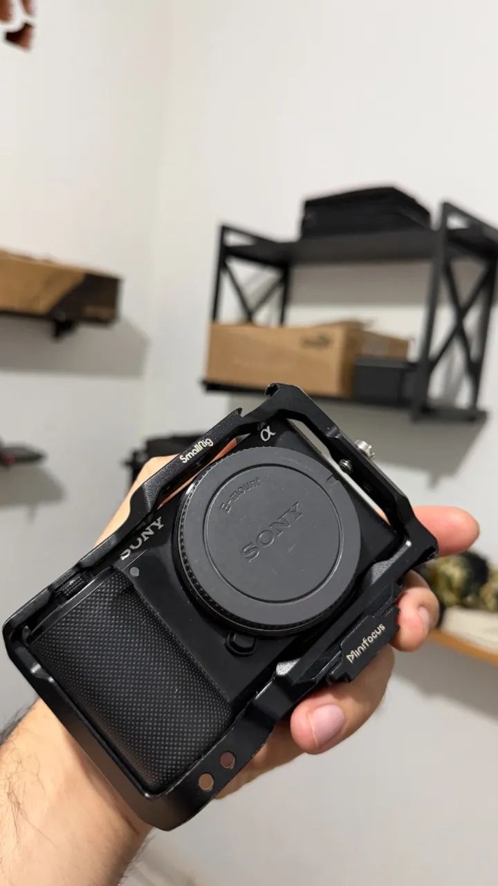Câmera Sony Zv-e10 Mirrorless Com Cage De Proteção (Usado) - Foto 5