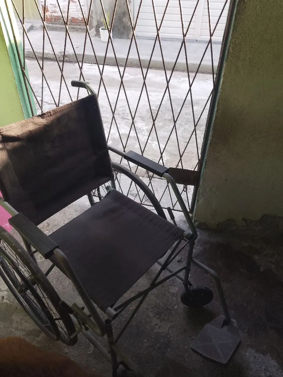 Cadeira de rodas  - Foto 2