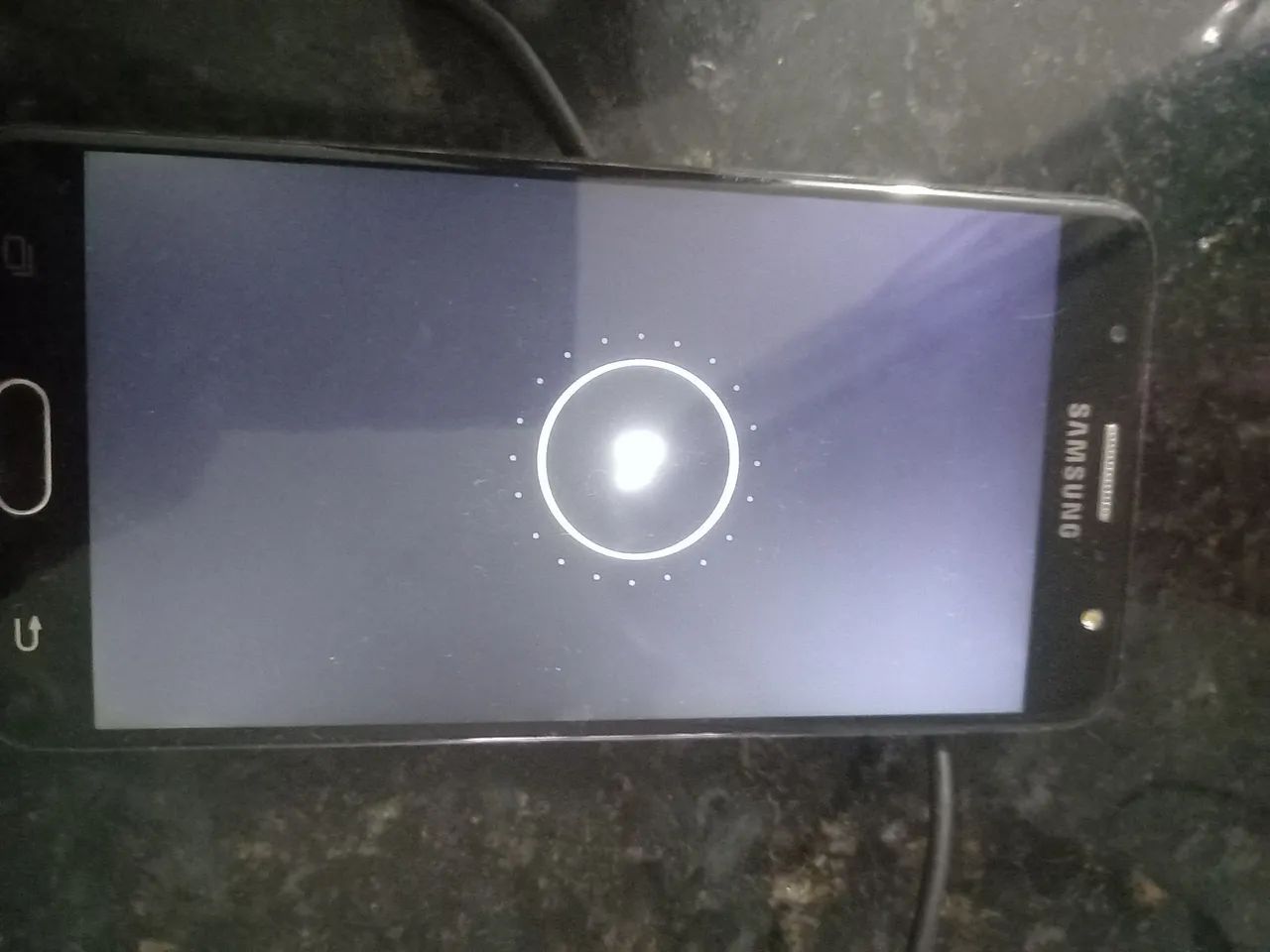 Vendo j7 prime 1 funciona perfeitamente só a bateria está incha6 - Foto 5