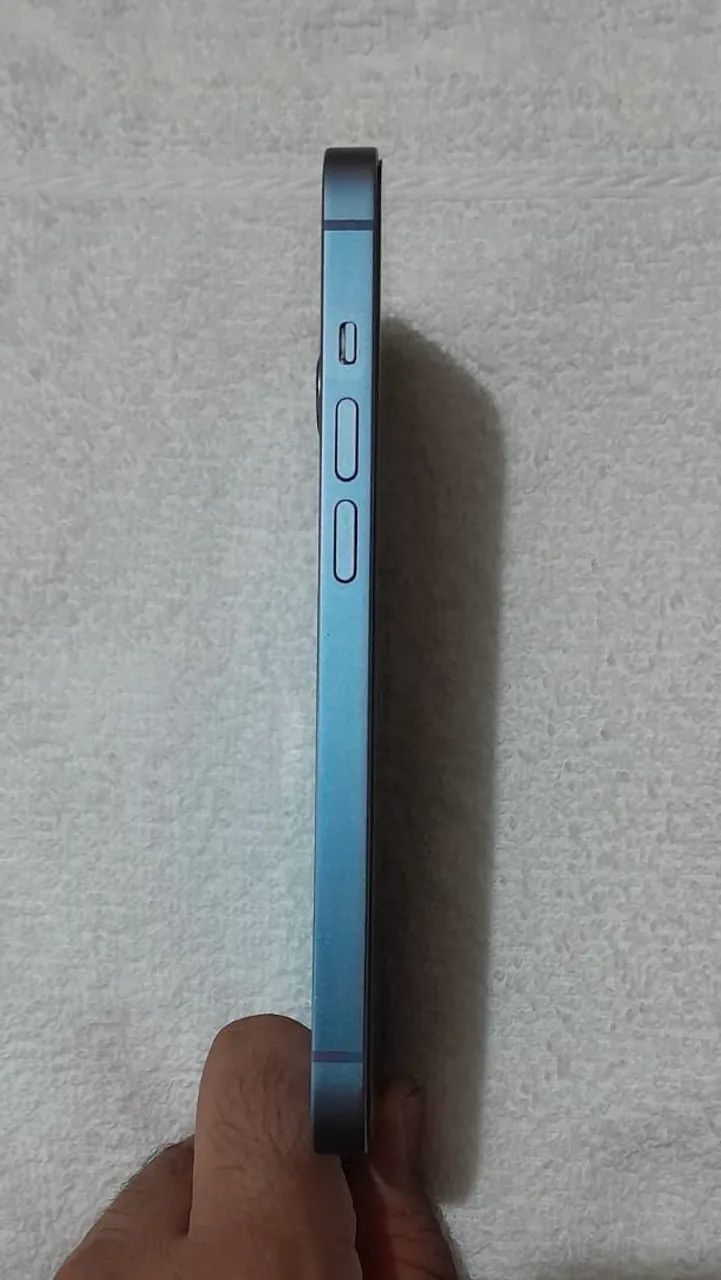iPhone 14 azul - Foto 3