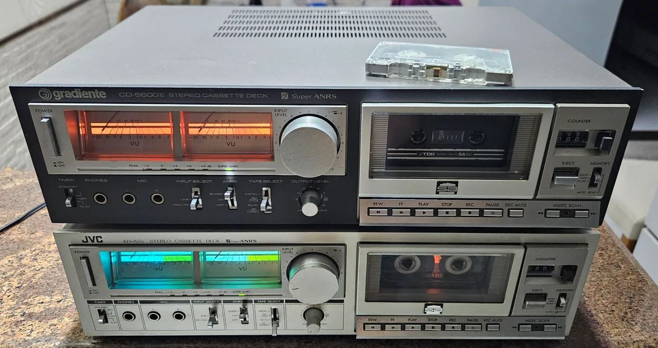 Tape Decks JVC KD-A55 ( "Gradiente CD-5600" ) - Foto 2