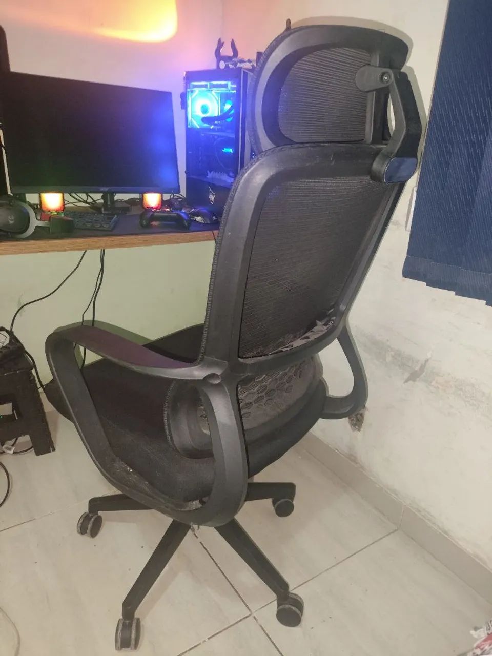 Cadeira ergonômica  - Foto 3