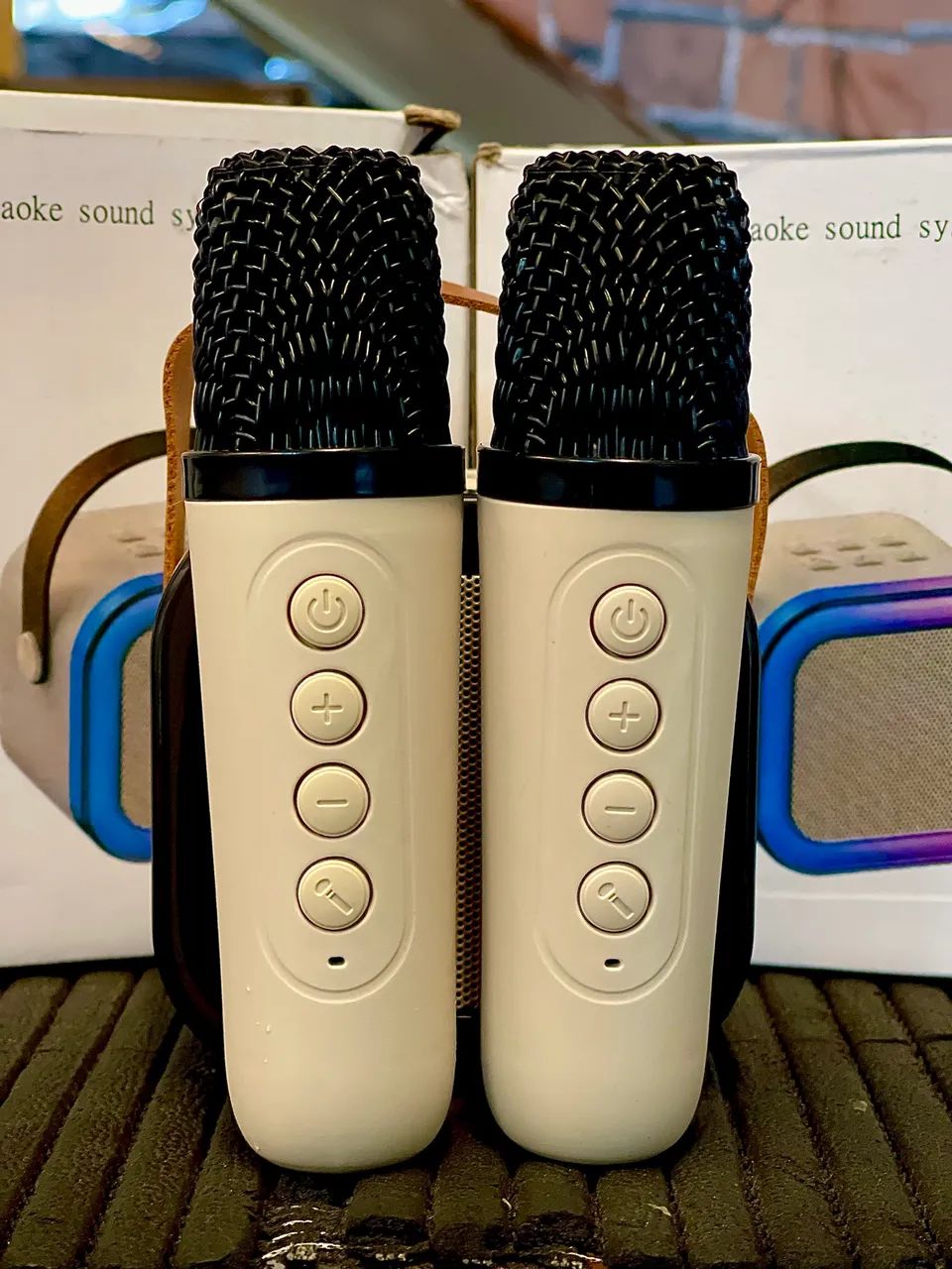 Caixa de som Karaoke K12 Com microfone sem fio - Foto 2