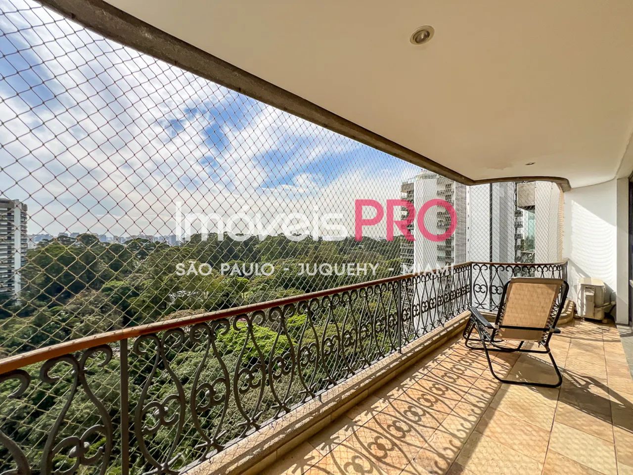 Apartamento na Chácara Flora