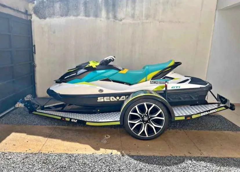 2019 Seadoo  entrada 9 mil 