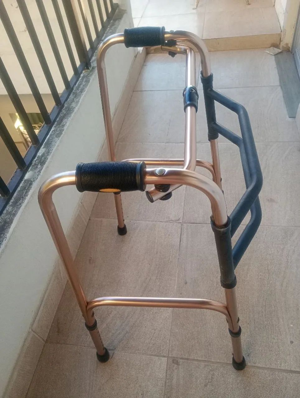 Andador em ótimo estado - Foto 2