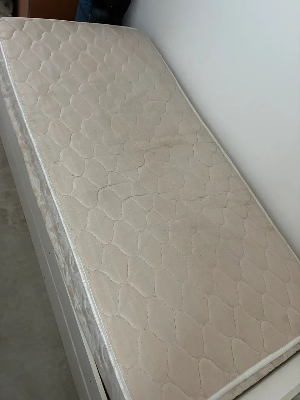 Cama de solteiro com auxiliar e com colchão  - Foto 2