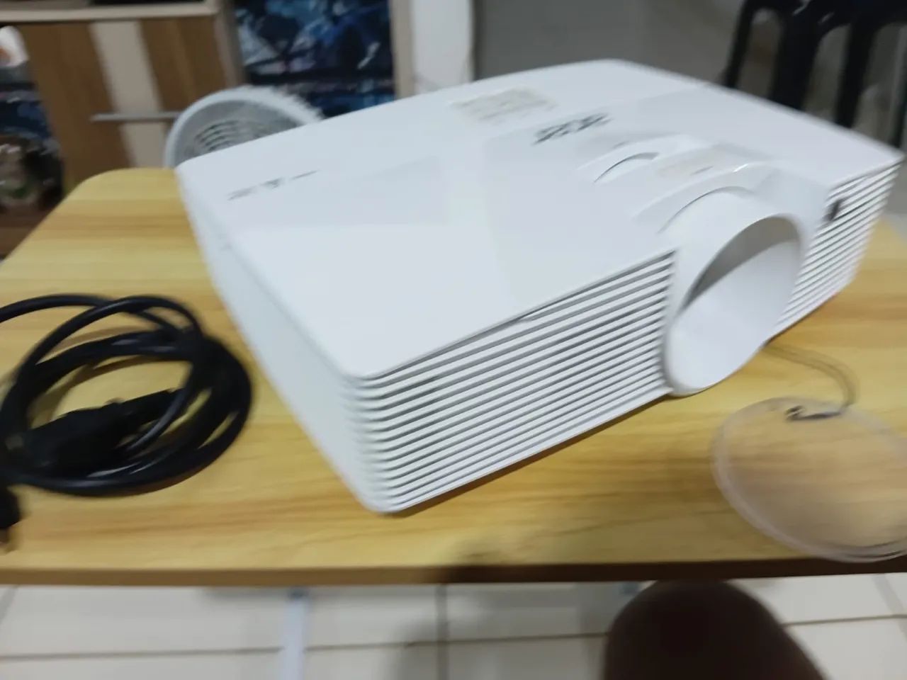 Projetor Acre Essential  - Foto 4
