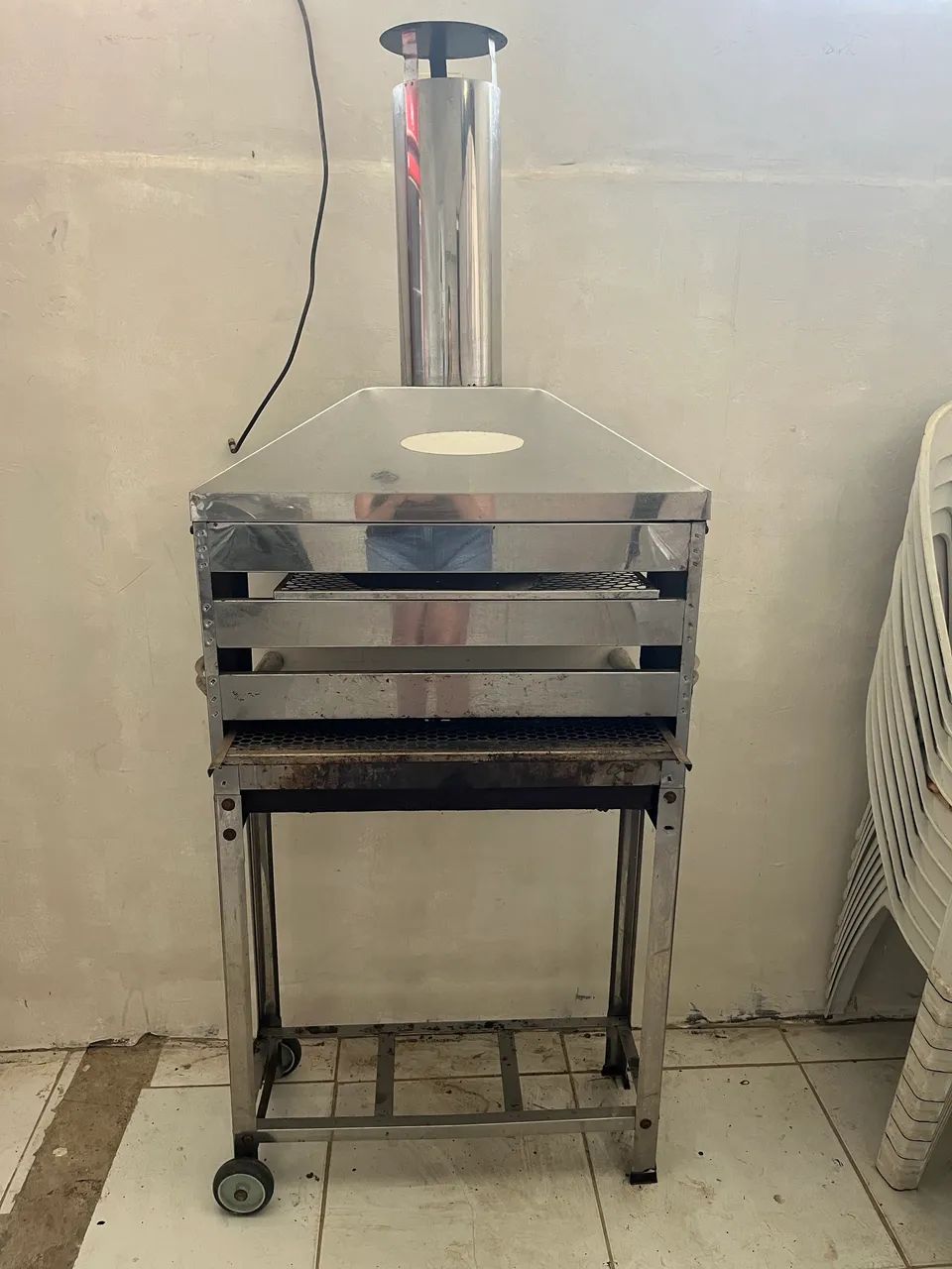 CHURRASQUEIRA PARA ESPETINHO 