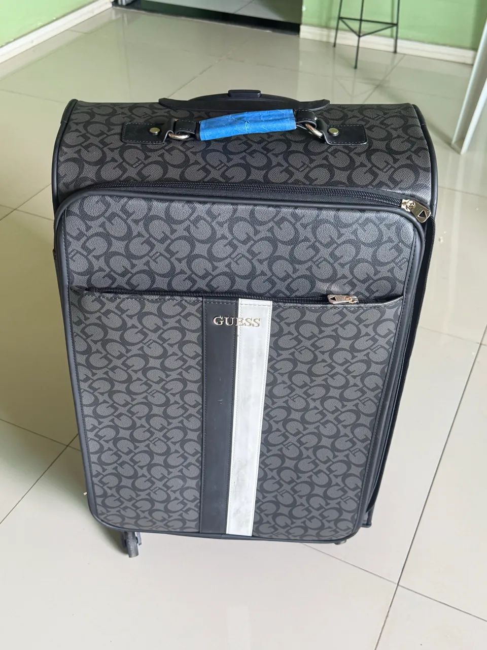 Mala de Viagem GUESS Original - Monograma Clássico