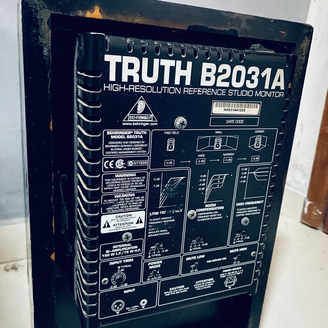 【未開封新品】べリンガー TRUTH B2031A BEHRINGER behringer truth b2031a