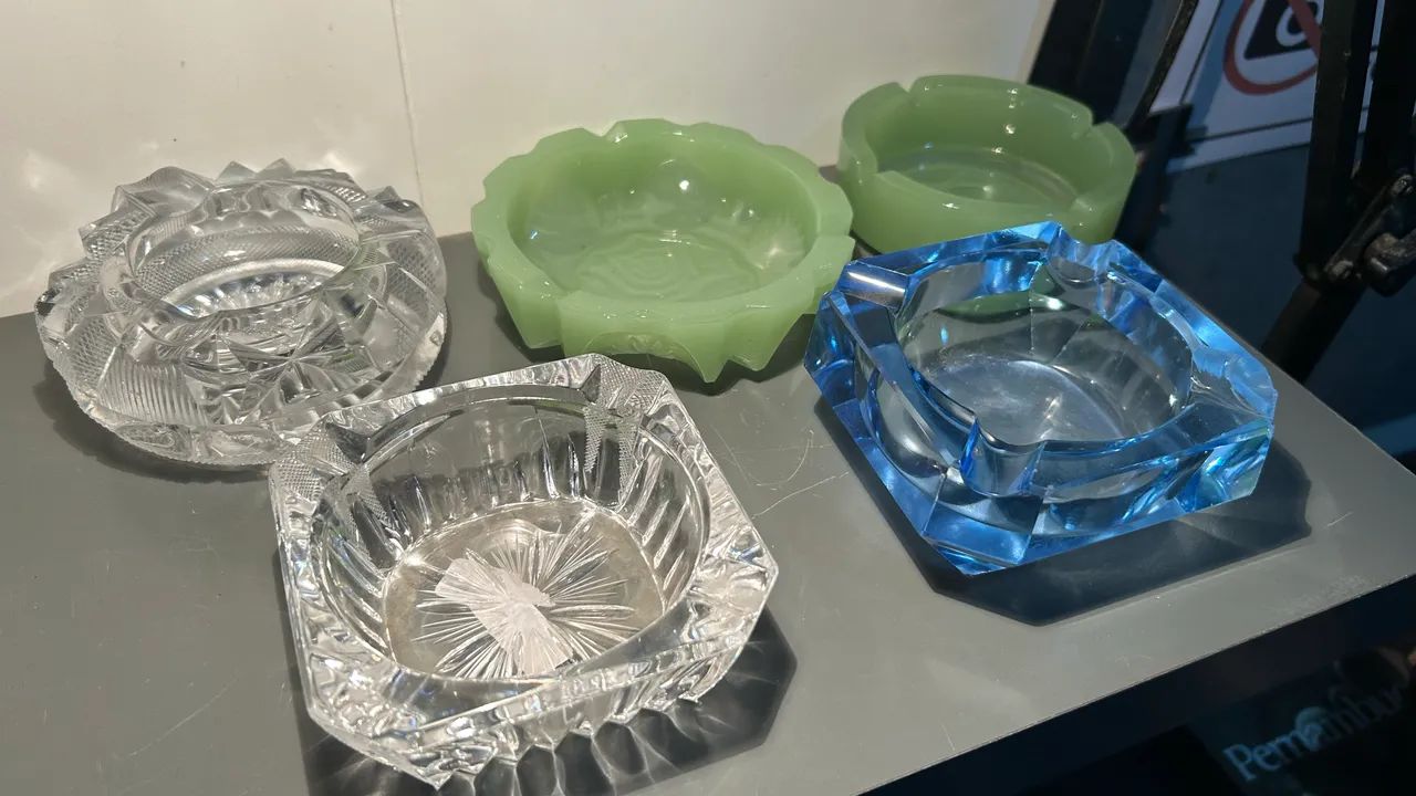 Lote 5 cinzeiros vidro e cristal 