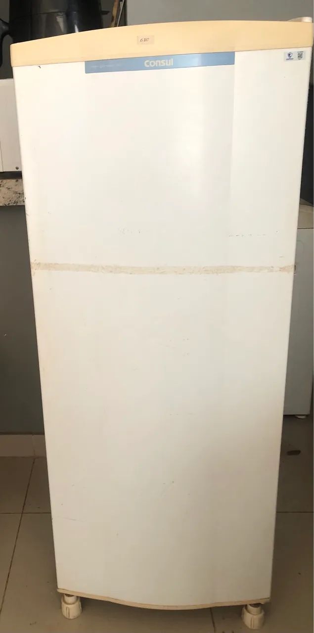 Vendo geladeira cônsul degelo seco 680 litros 