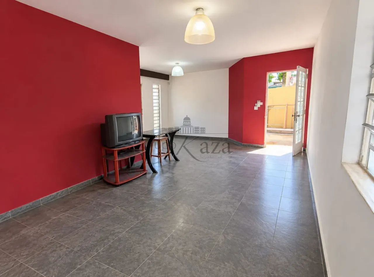 Casa Térrea - Centro - Jacareí - 3 Dormitórios - 149m². - Foto 5