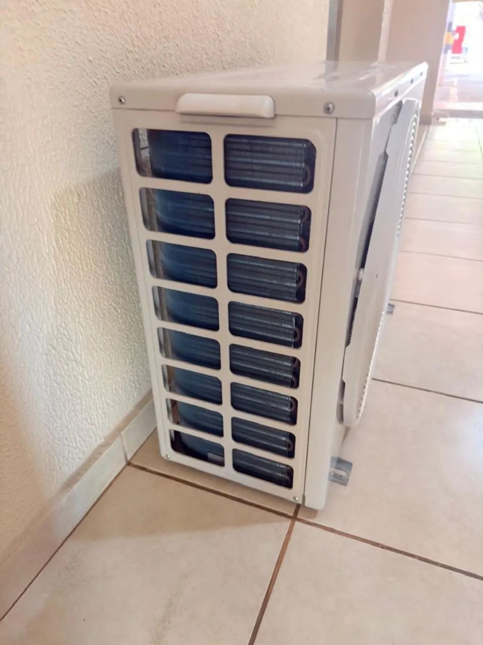 Vendo Ar condicionado 22.000 btus Inverter - Foto 4