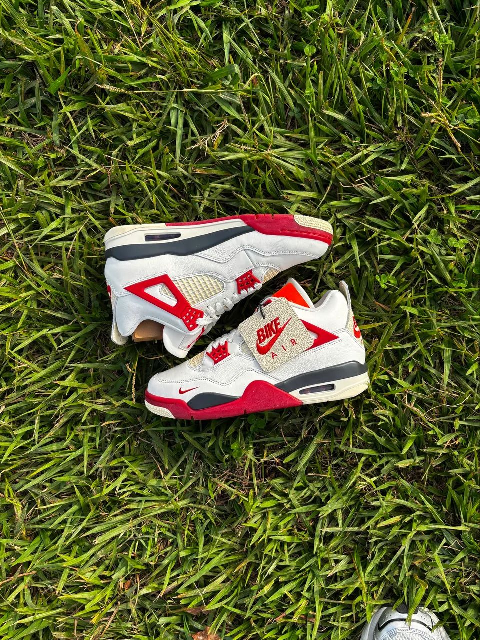 Air jordan 4 bike