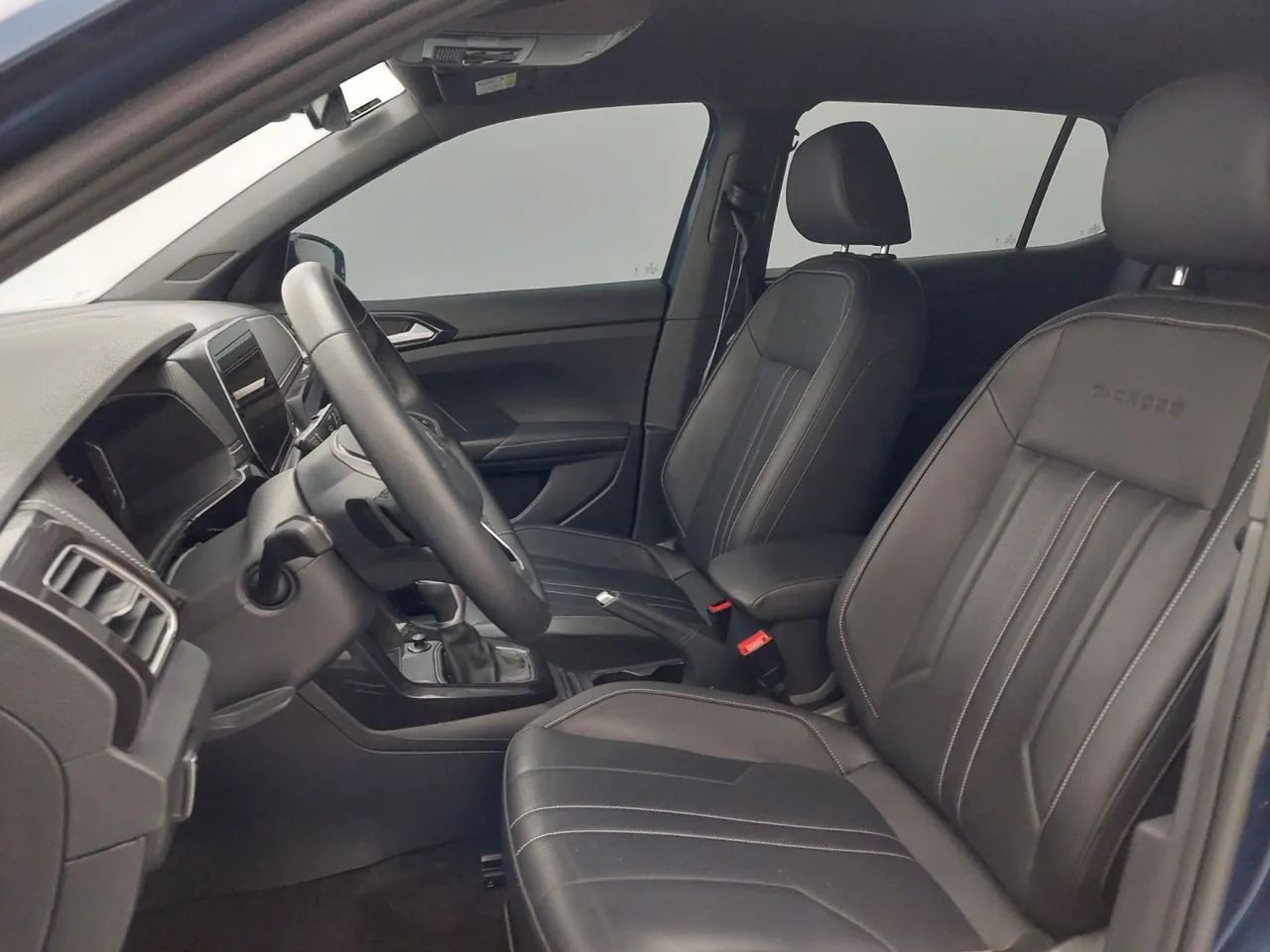 Volkswagen T-Cross Highline 1.4 TSI Flex 16V 5P AUT, foto 16 de 18