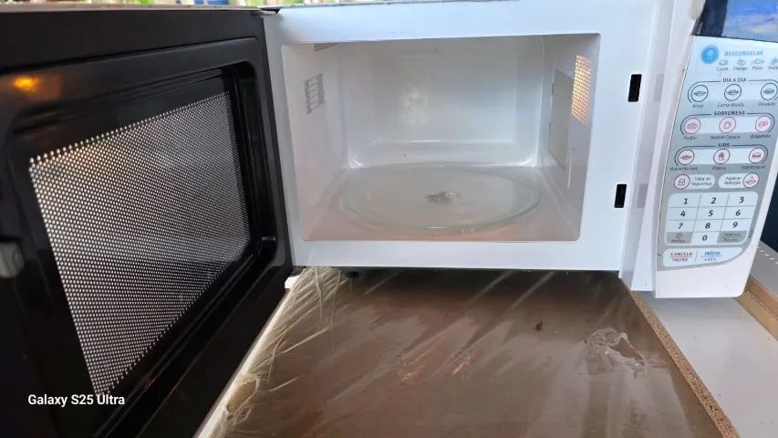 Microondas Eletrolux 20L - Foto 3