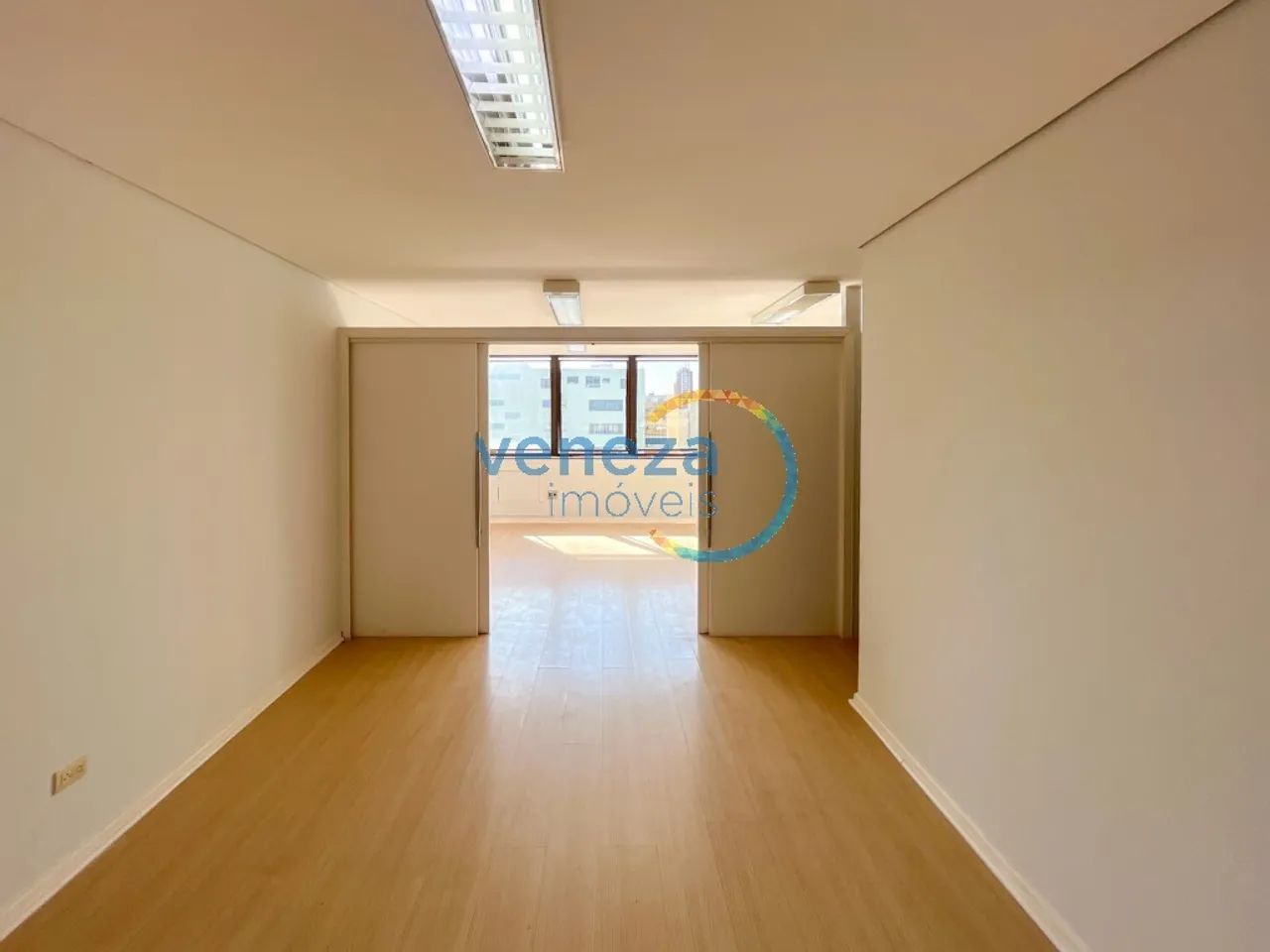 Sala comercial para locação na região Central, no Edifício Conjunto Nacional com 1 sala. - Foto 2