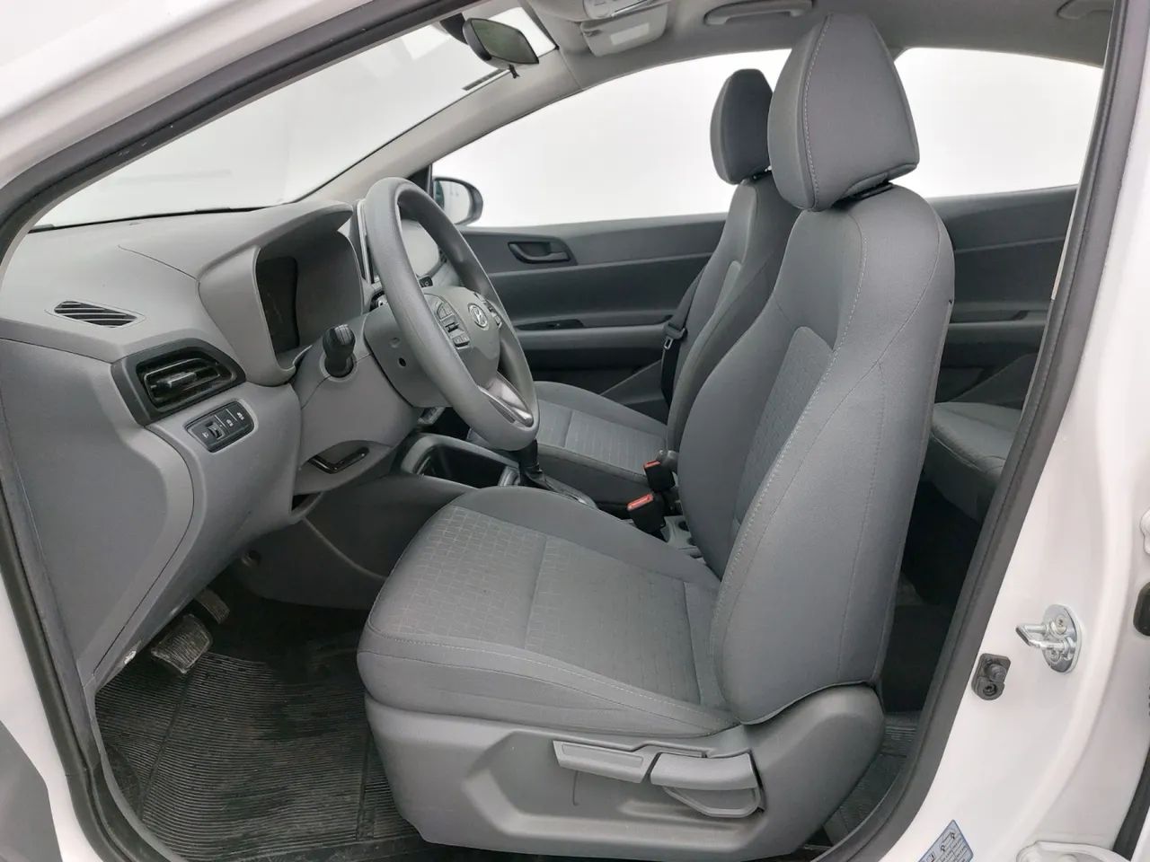 Hyundai HB20S Comfort Plus 1.0 TB Flex 12V Aut, foto 16 de 18