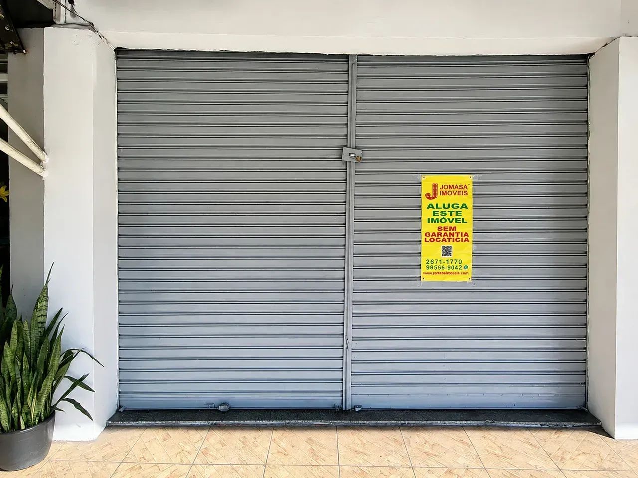 Loja c/ Banheiro - Aprox. 35m² - Vilar dos Teles, SJM - Foto 2