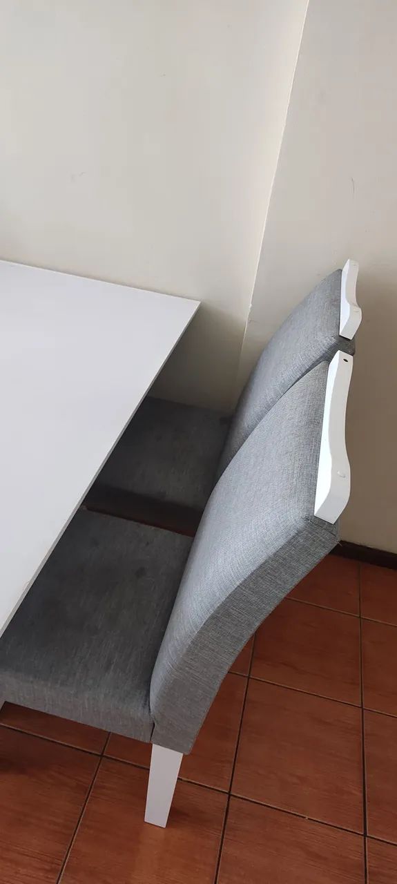Mesa de jantar + 4 cadeiras - Foto 4