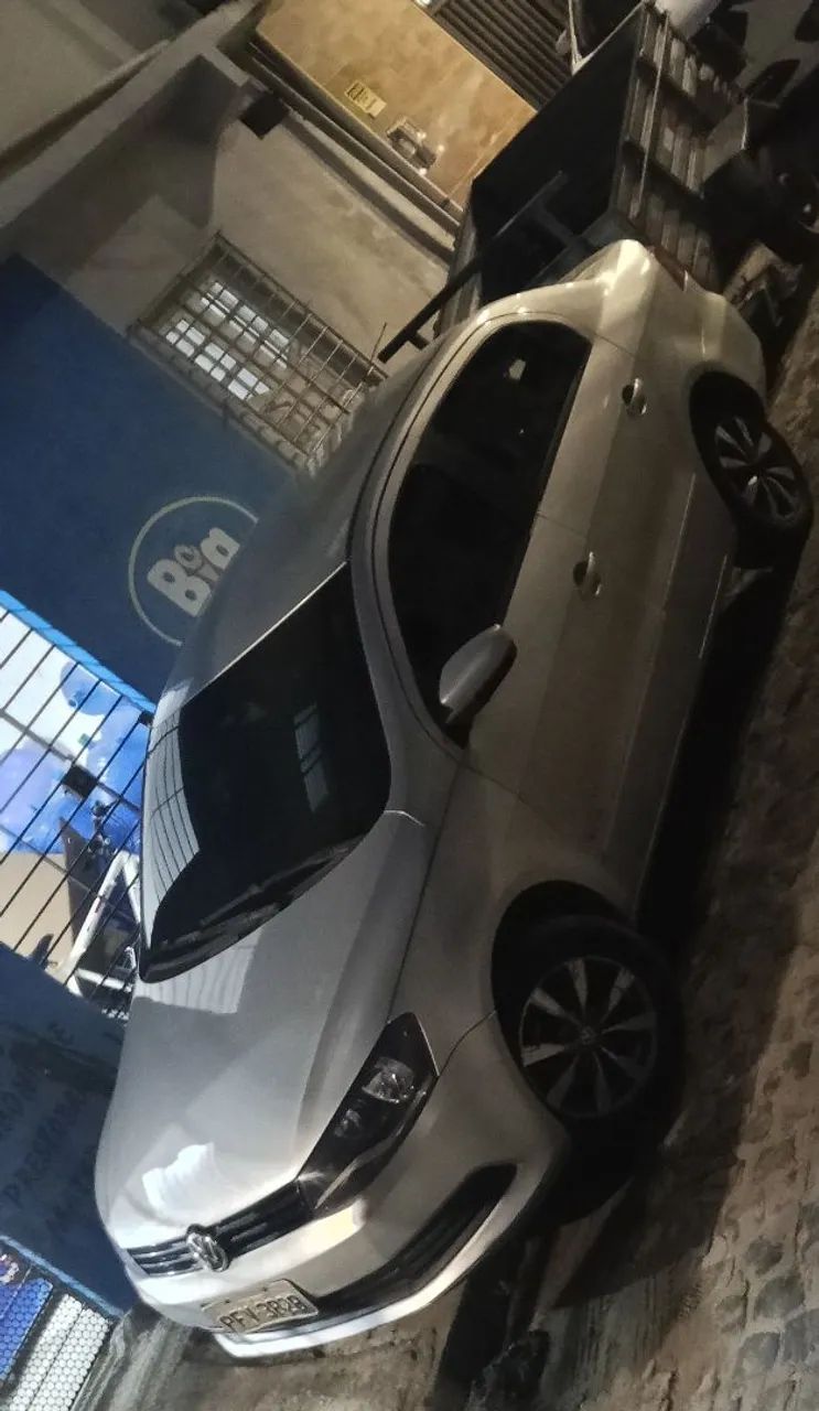 Volkswagen Voyage 1.0/1.0 CITY MI TOTAL FLEX 8V 4P 2013