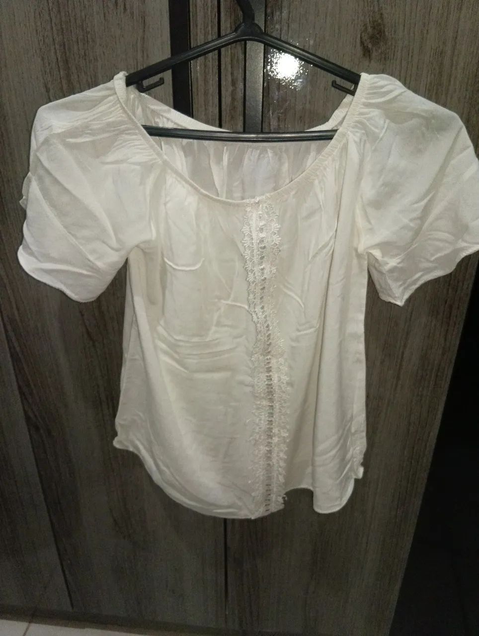 Blusinha branca pro dia dia M 